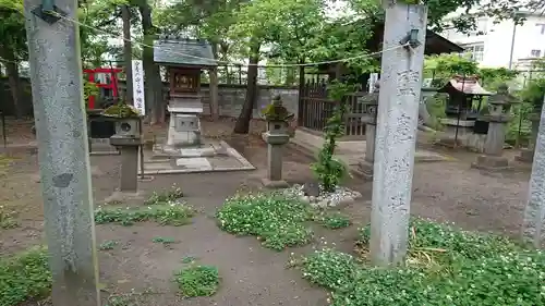 穴切大神社の末社