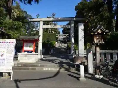 中野沼袋氷川神社の鳥居