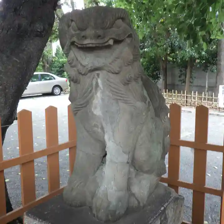 嶺御嶽神社の狛犬