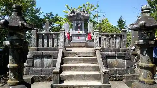 三峯神社の本殿