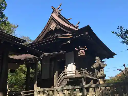 彌榮神社の本殿