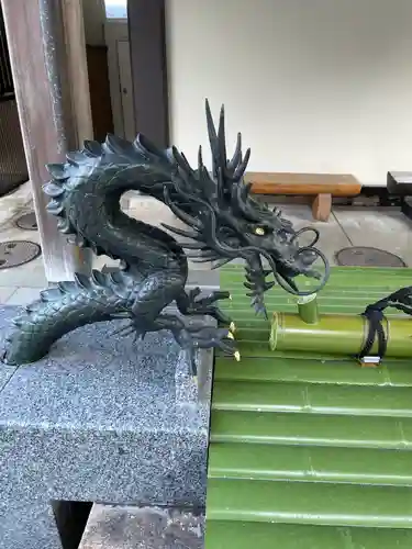 門戸厄神東光寺の手水舎