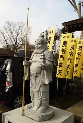 春日神社の像