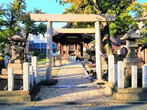 神明社（戸部下神明社）の鳥居