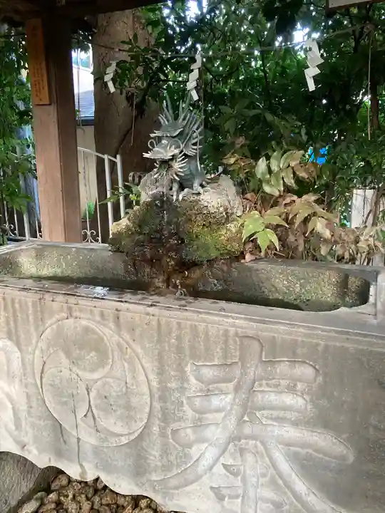 小平神明宮の手水舎