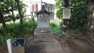 高津諏訪神社の末社・摂社