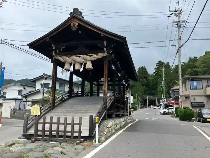 諏訪大社下社春宮(長野県)