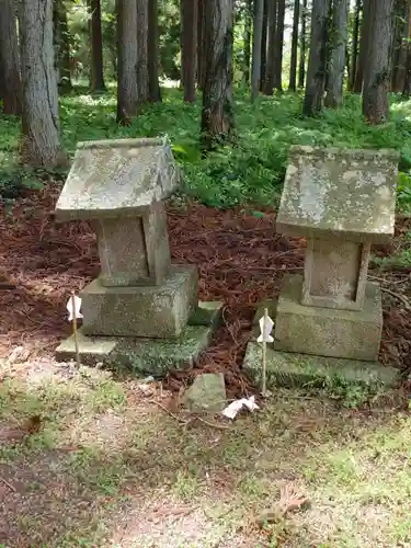 八幡神社の末社