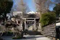 諏訪神社の鳥居