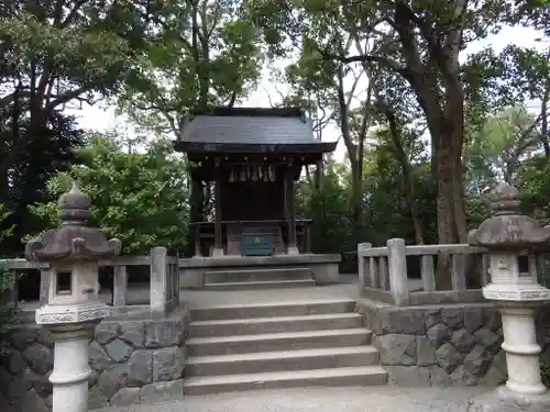 寒川神社の末社・摂社