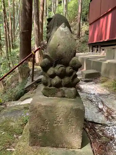 羽黒神社の狛犬