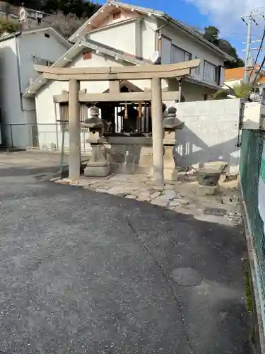 烏原神社の鳥居