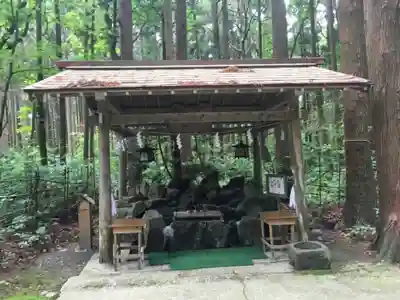横浜八幡神社の手水舎