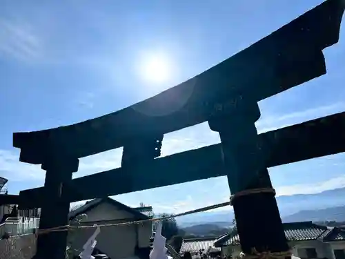 菱野健功神社の鳥居