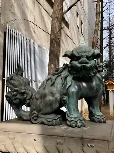 花園神社の狛犬