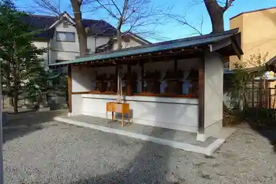 呉服神社の末社・摂社