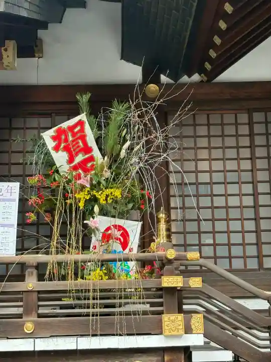 東京大神宮の{uncategorized: "未分類", other: "その他", undefined: "問題あり", building: "その他建物", grave: "お墓", sacred_gate: "鳥居", guardian: "狛犬", statue: "像", buddha: "仏像", history: "歴史", nature: "自然", garden: "庭園", animal: "動物", pagoda: "塔", temizu: "手水舎", mountain_gate: "山門・神門", sanctuary: "本殿・本堂", subordinate: "末社・摂社", art: "芸術", scenery: "景色", jizo: "地蔵", ema: "絵馬", goshuin: "御朱印", omikuji: "おみくじ", items: "授与品その他", amulet: "お守り", goshuincho: "御朱印帳", eats: "食事", festival: "お祭り", votive_dance: "神楽", shichigosan: "七五三参", wedding: "結婚式", experience: "体験その他", initially: "初詣", around: "周辺", anti_infection: "感染症対策"}