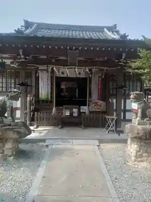 熊野神社の{uncategorized: "未分類", other: "その他", undefined: "問題あり", building: "その他建物", grave: "お墓", sacred_gate: "鳥居", guardian: "狛犬", statue: "像", buddha: "仏像", history: "歴史", nature: "自然", garden: "庭園", animal: "動物", pagoda: "塔", temizu: "手水舎", mountain_gate: "山門・神門", sanctuary: "本殿・本堂", subordinate: "末社・摂社", art: "芸術", scenery: "景色", jizo: "地蔵", ema: "絵馬", goshuin: "御朱印", omikuji: "おみくじ", items: "授与品その他", amulet: "お守り", goshuincho: "御朱印帳", eats: "食事", festival: "お祭り", votive_dance: "神楽", shichigosan: "七五三参", wedding: "結婚式", experience: "体験その他", initially: "初詣", around: "周辺", anti_infection: "感染症対策"}