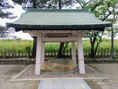 神明社(新茶屋)の手水舎