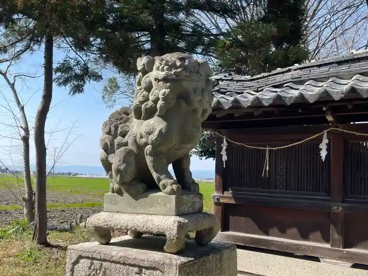 八幡神社の{uncategorized: "未分類", other: "その他", undefined: "問題あり", building: "その他建物", grave: "お墓", sacred_gate: "鳥居", guardian: "狛犬", statue: "像", buddha: "仏像", history: "歴史", nature: "自然", garden: "庭園", animal: "動物", pagoda: "塔", temizu: "手水舎", mountain_gate: "山門・神門", sanctuary: "本殿・本堂", subordinate: "末社・摂社", art: "芸術", scenery: "景色", jizo: "地蔵", ema: "絵馬", goshuin: "御朱印", omikuji: "おみくじ", items: "授与品その他", amulet: "お守り", goshuincho: "御朱印帳", eats: "食事", festival: "お祭り", votive_dance: "神楽", shichigosan: "七五三参", wedding: "結婚式", experience: "体験その他", initially: "初詣", around: "周辺", anti_infection: "感染症対策"}