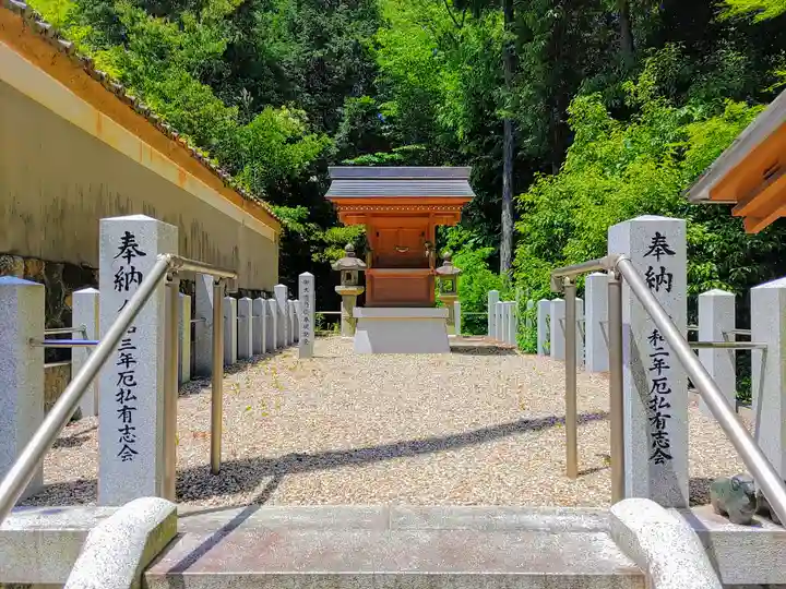 多度神社(夛度神社)の末社・摂社