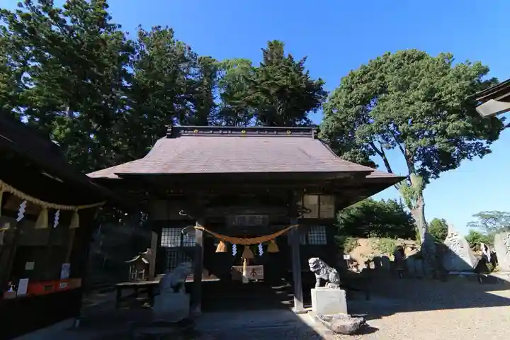 長屋神社の本殿・本堂
