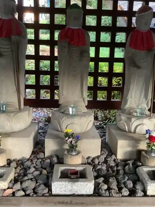 八事山 興正寺の地蔵