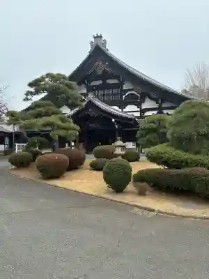 総持寺の{uncategorized: "未分類", other: "その他", undefined: "問題あり", building: "その他建物", grave: "お墓", sacred_gate: "鳥居", guardian: "狛犬", statue: "像", buddha: "仏像", history: "歴史", nature: "自然", garden: "庭園", animal: "動物", pagoda: "塔", temizu: "手水舎", mountain_gate: "山門・神門", sanctuary: "本殿・本堂", subordinate: "末社・摂社", art: "芸術", scenery: "景色", jizo: "地蔵", ema: "絵馬", goshuin: "御朱印", omikuji: "おみくじ", items: "授与品その他", amulet: "お守り", goshuincho: "御朱印帳", eats: "食事", festival: "お祭り", votive_dance: "神楽", shichigosan: "七五三参", wedding: "結婚式", experience: "体験その他", initially: "初詣", around: "周辺", anti_infection: "感染症対策"}
