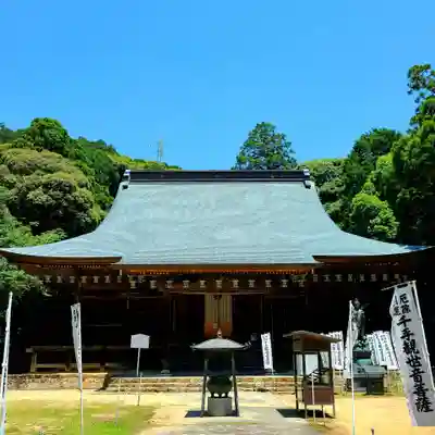 財賀寺の本殿・本堂