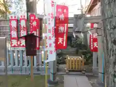 仲町氷川神社の末社