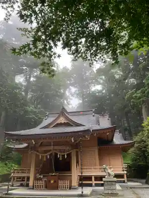須山浅間神社の本殿・本堂