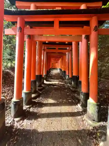 熊鷹社の{uncategorized: "未分類", other: "その他", undefined: "問題あり", building: "その他建物", grave: "お墓", sacred_gate: "鳥居", guardian: "狛犬", statue: "像", buddha: "仏像", history: "歴史", nature: "自然", garden: "庭園", animal: "動物", pagoda: "塔", temizu: "手水舎", mountain_gate: "山門・神門", sanctuary: "本殿・本堂", subordinate: "末社・摂社", art: "芸術", scenery: "景色", jizo: "地蔵", ema: "絵馬", goshuin: "御朱印", omikuji: "おみくじ", items: "授与品その他", amulet: "お守り", goshuincho: "御朱印帳", eats: "食事", festival: "お祭り", votive_dance: "神楽", shichigosan: "七五三参", wedding: "結婚式", experience: "体験その他", initially: "初詣", around: "周辺", anti_infection: "感染症対策"}