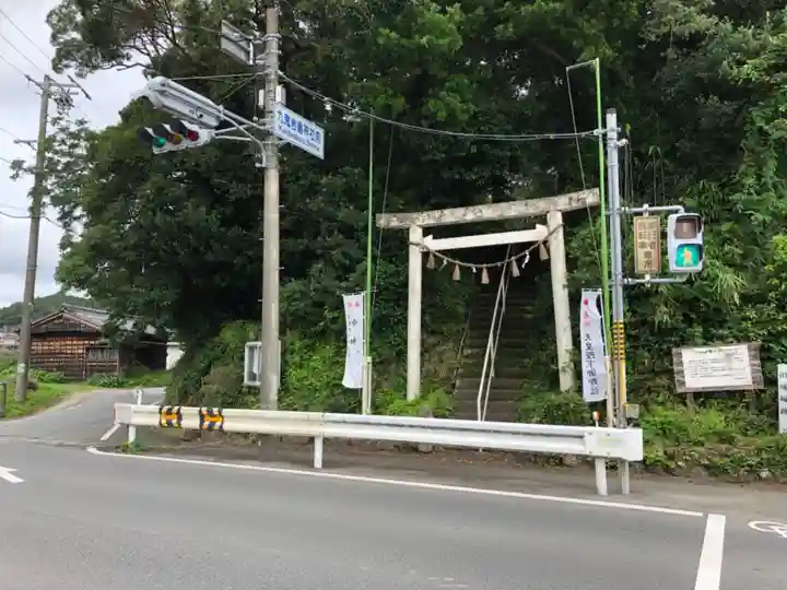 九鬼岩倉神社の鳥居