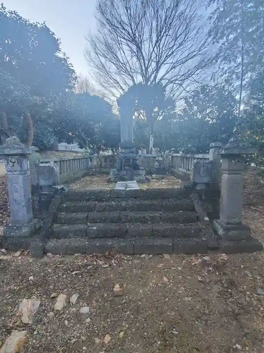 心花の里 報恩寺のお墓