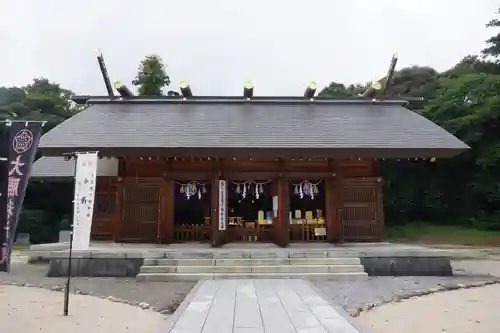 松江護國神社の本殿・本堂