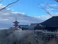 清水寺の{uncategorized: "未分類", other: "その他", undefined: "問題あり", building: "その他建物", grave: "お墓", sacred_gate: "鳥居", guardian: "狛犬", statue: "像", buddha: "仏像", history: "歴史", nature: "自然", garden: "庭園", animal: "動物", pagoda: "塔", temizu: "手水舎", mountain_gate: "山門・神門", sanctuary: "本殿・本堂", subordinate: "末社・摂社", art: "芸術", scenery: "景色", jizo: "地蔵", ema: "絵馬", goshuin: "御朱印", omikuji: "おみくじ", items: "授与品その他", amulet: "お守り", goshuincho: "御朱印帳", eats: "食事", festival: "お祭り", votive_dance: "神楽", shichigosan: "七五三参", wedding: "結婚式", experience: "体験その他", initially: "初詣", around: "周辺", anti_infection: "感染症対策"}