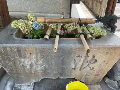 新羅神社の手水舎