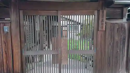 薬師寺の山門・神門