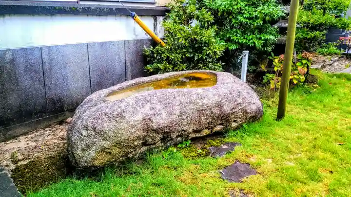 妙音院の手水舎