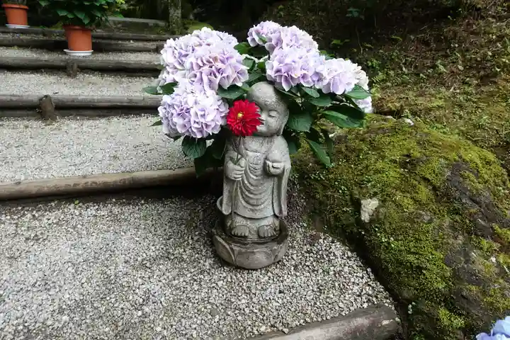 岡寺(龍蓋寺)の地蔵