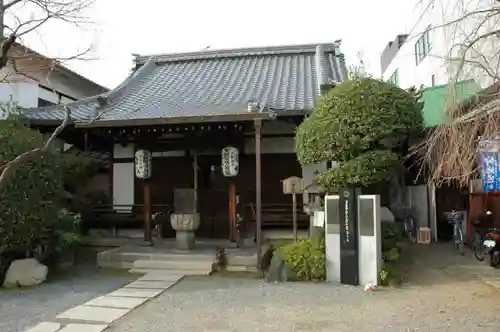 神泉苑の本殿・本堂