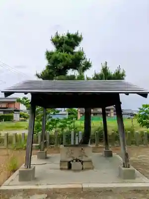 新政成神社の手水舎