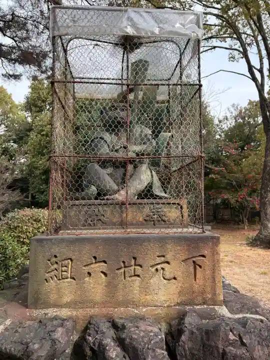 新日吉神宮の{uncategorized: "未分類", other: "その他", undefined: "問題あり", building: "その他建物", grave: "お墓", sacred_gate: "鳥居", guardian: "狛犬", statue: "像", buddha: "仏像", history: "歴史", nature: "自然", garden: "庭園", animal: "動物", pagoda: "塔", temizu: "手水舎", mountain_gate: "山門・神門", sanctuary: "本殿・本堂", subordinate: "末社・摂社", art: "芸術", scenery: "景色", jizo: "地蔵", ema: "絵馬", goshuin: "御朱印", omikuji: "おみくじ", items: "授与品その他", amulet: "お守り", goshuincho: "御朱印帳", eats: "食事", festival: "お祭り", votive_dance: "神楽", shichigosan: "七五三参", wedding: "結婚式", experience: "体験その他", initially: "初詣", around: "周辺", anti_infection: "感染症対策"}