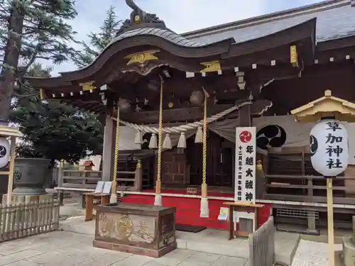 草加神社の本殿・本堂