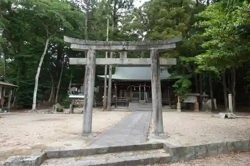 矢田坐久志玉比古神社の鳥居