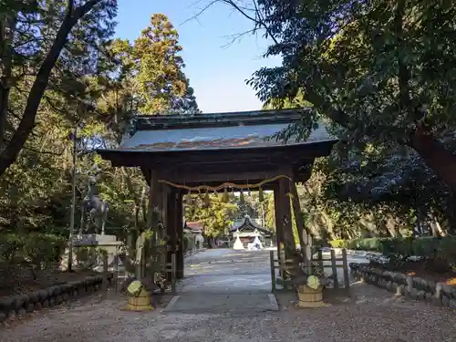 伊多波刀神社の山門