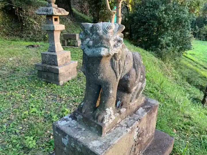 熊野神社の狛犬