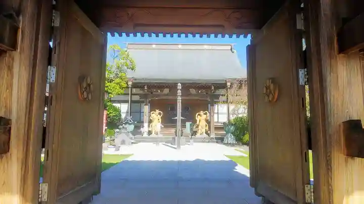 常源寺の山門・神門