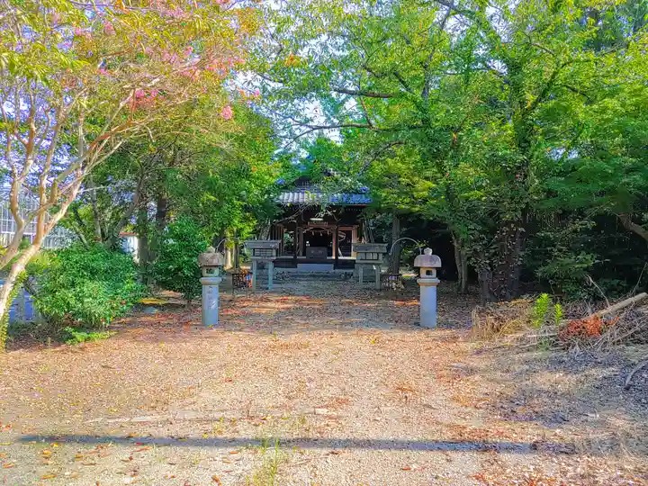 裳咋神社(目比)のその他建物