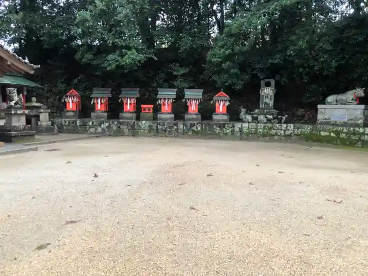 綺原坐健伊那太比賣神社の末社・摂社